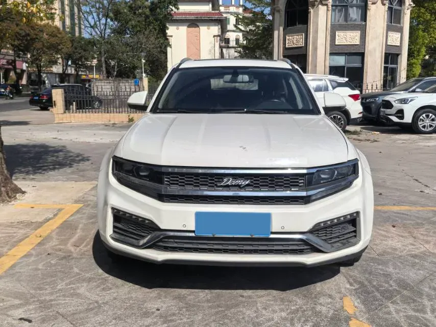 2017 Zotye Damy X7 2.0T 190HP L4 6DCT,autocango,china used car exporter,china ev exporter,chinese used car exporter,chinese used ev exporter