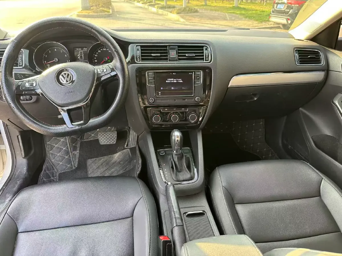 2018 Mazda CX-4 2.5L 192HP L4 6AT,autocango,china used car exporter,china ev exporter,chinese used car exporter,chinese used ev exporter