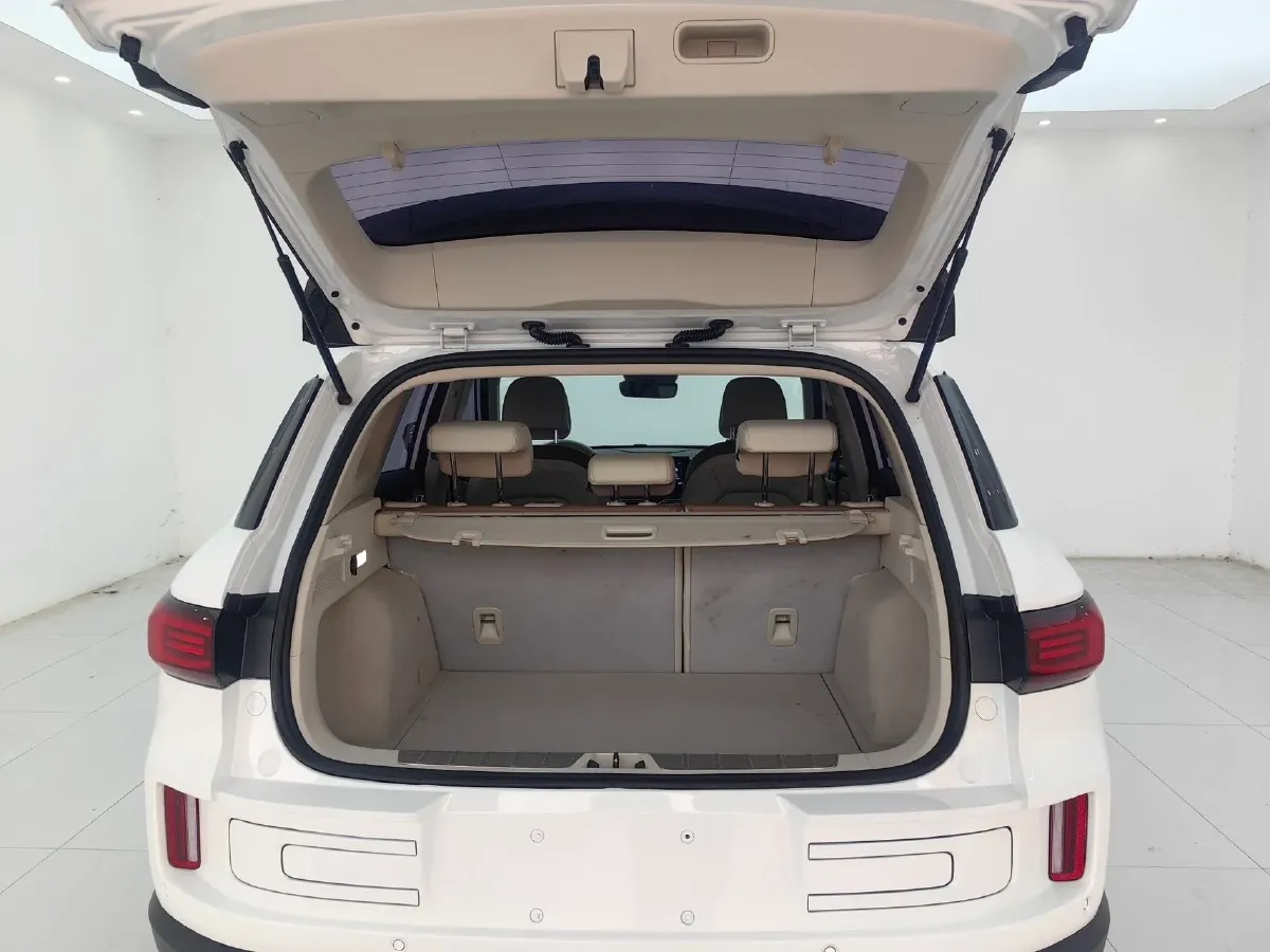 2020 Geely ICON 1.5T 177HP L3 7DCT,autocango,china used car exporter,china ev exporter,chinese used car exporter,chinese used ev exporter