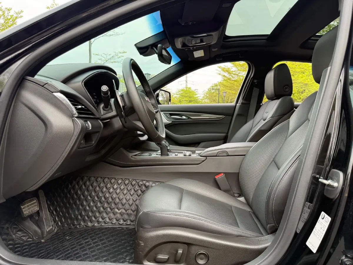 2022 Cadillac CT5 2.0T 237HP L4 10AT,autocango,china used car exporter,china ev exporter,chinese used car exporter,chinese used ev exporter