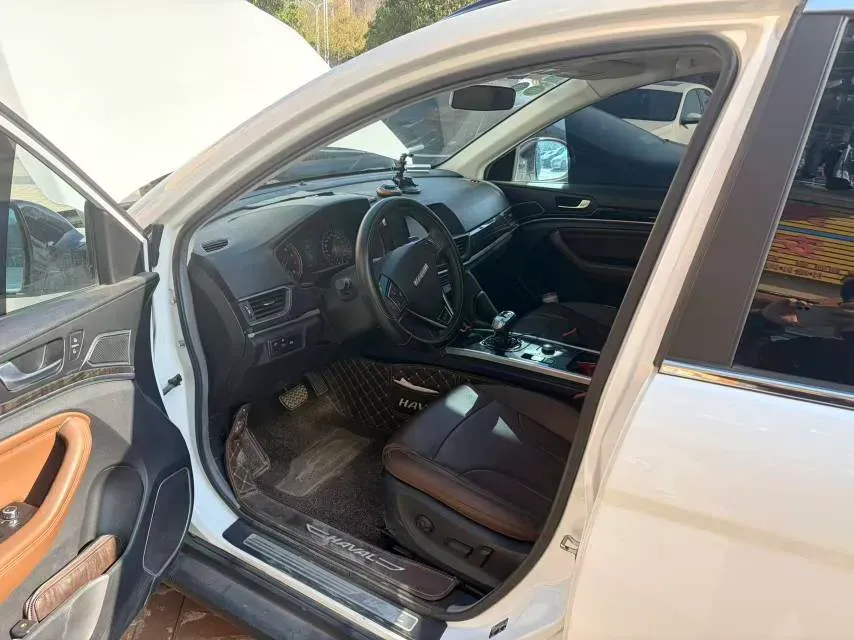 2018 Haval H6 1.5T 150HP L4 7DCT,autocango,china used car exporter,china ev exporter,chinese used car exporter,chinese used ev exporter