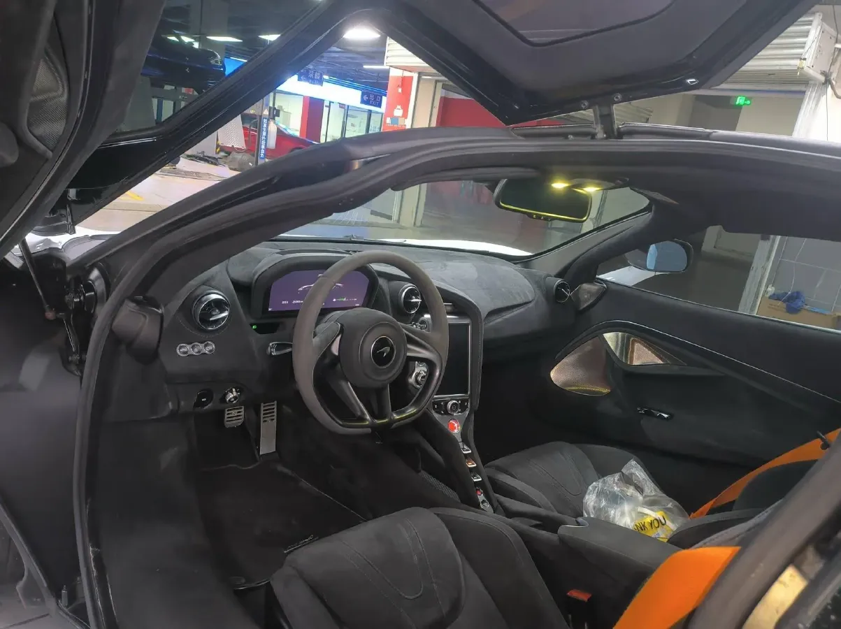 2017 McLaren 720S 4.0T 720HP V8 7DCT,autocango,china used car exporter,china ev exporter,chinese used car exporter,chinese used ev exporter