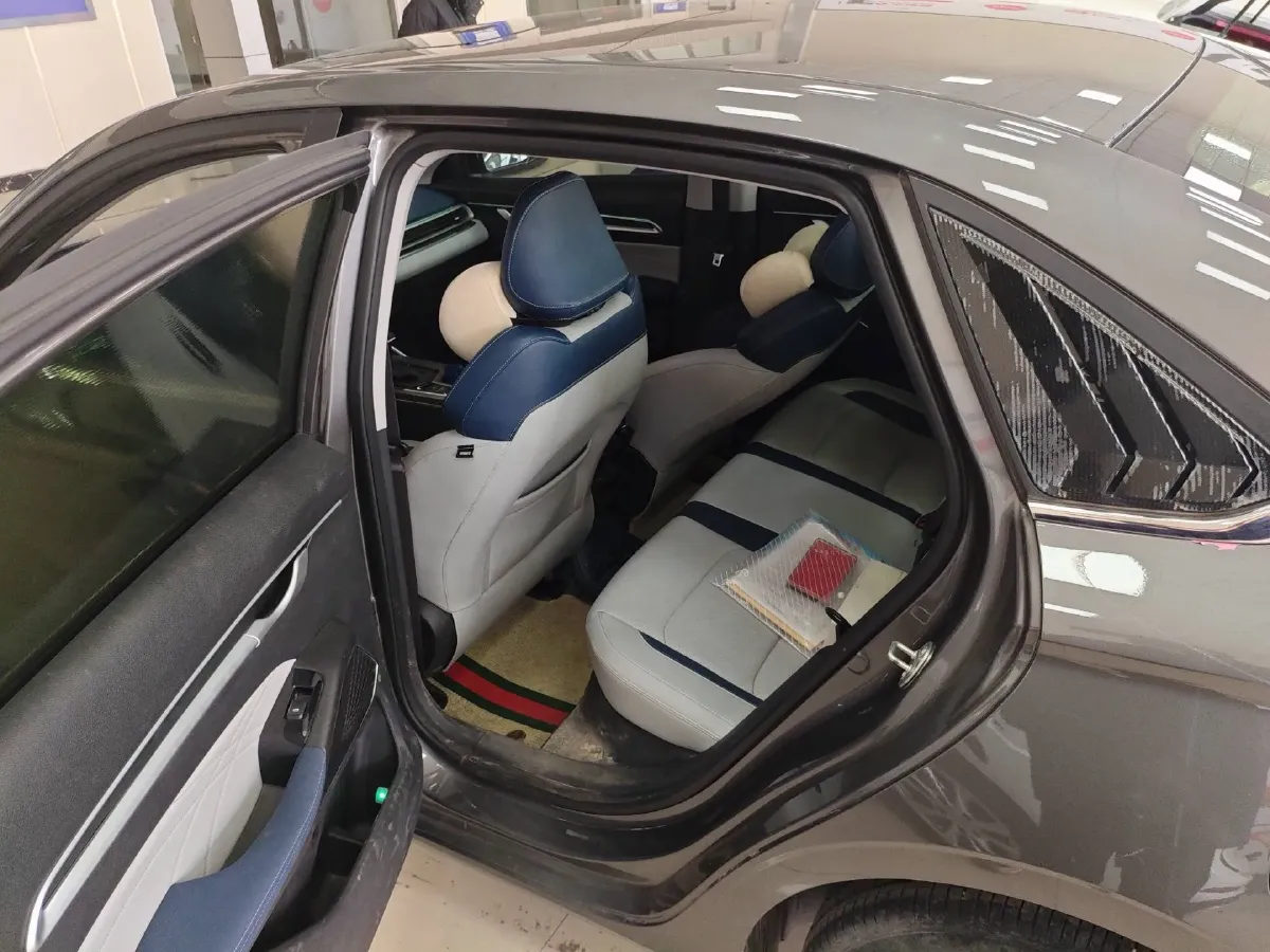 2022 Geely Emgrand 1.5L 114HP L4 CVT,autocango,china used car exporter,china ev exporter,chinese used car exporter,chinese used ev exporter