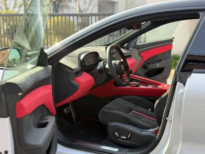 2023 Zeekr 001 FR BEV 100KWH,autocango,china used car exporter,china ev exporter,chinese used car exporter,chinese used ev exporter