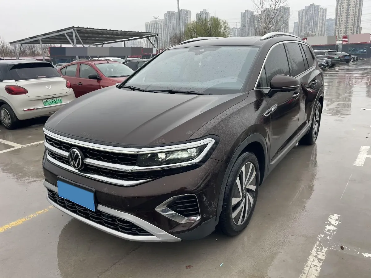 2021 Volkswagen Talagon 2.0T 220HP L4 7DCT,autocango,china used car exporter,china ev exporter,chinese used car exporter,chinese used ev exporter