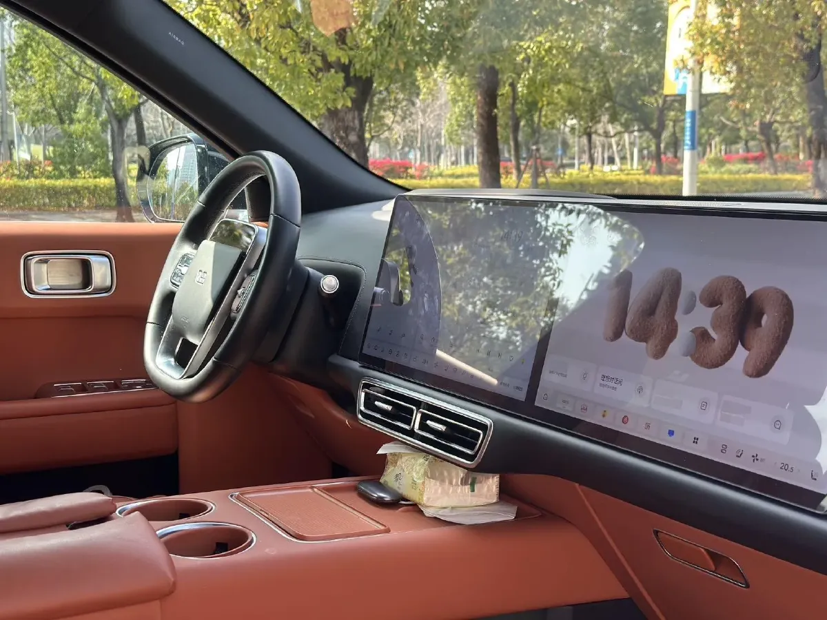 2023 Li L9 Range Extended 154HP REEV 42.6KWH,autocango,china used car exporter,china ev exporter,chinese used car exporter,chinese used ev exporter