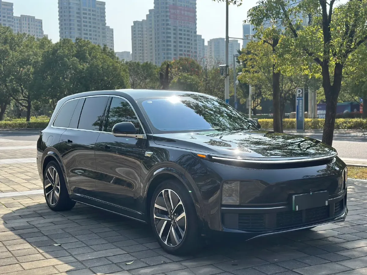 2023 Li L9 Range Extended 154HP REEV 42.6KWH,autocango,china used car exporter,china ev exporter,chinese used car exporter,chinese used ev exporter