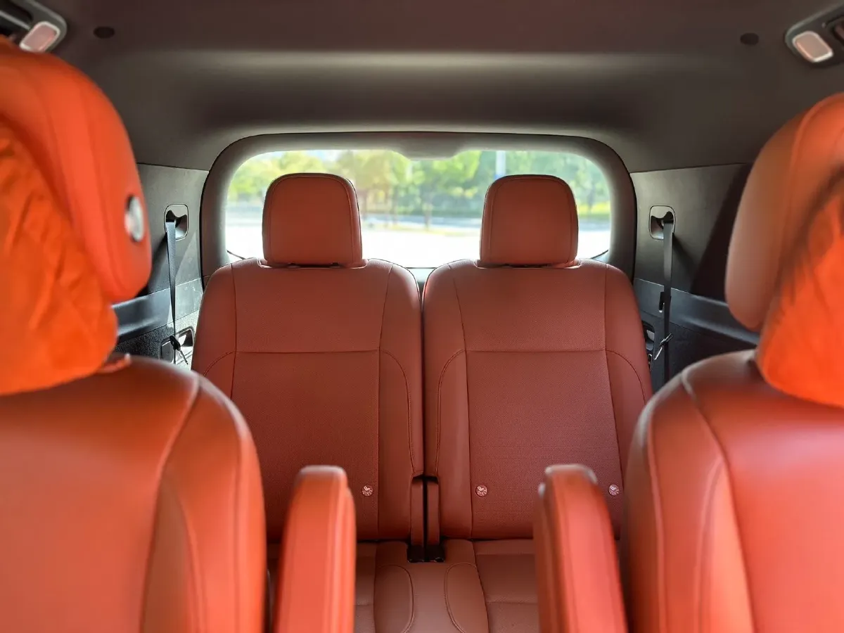 2023 Li L9 Range Extended 154HP REEV 42.6KWH,autocango,china used car exporter,china ev exporter,chinese used car exporter,chinese used ev exporter