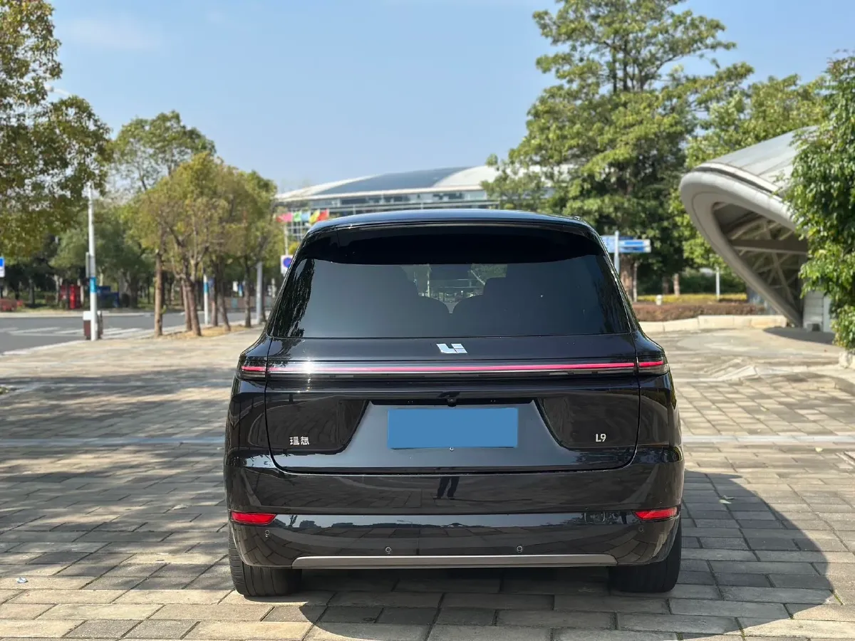 2023 Li L9 Range Extended 154HP REEV 42.6KWH,autocango,china used car exporter,china ev exporter,chinese used car exporter,chinese used ev exporter