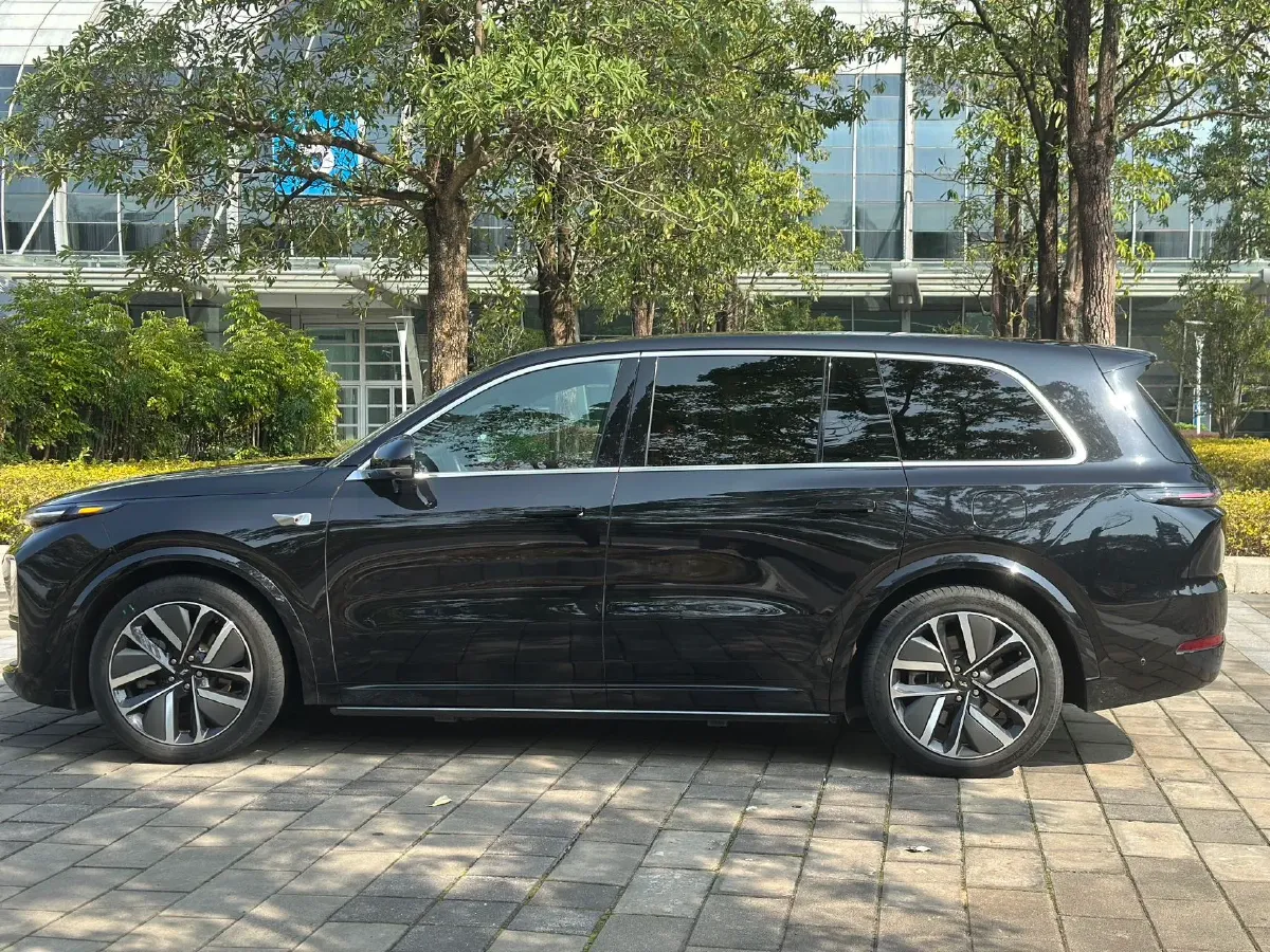 2023 Li L9 Range Extended 154HP REEV 42.6KWH,autocango,china used car exporter,china ev exporter,chinese used car exporter,chinese used ev exporter
