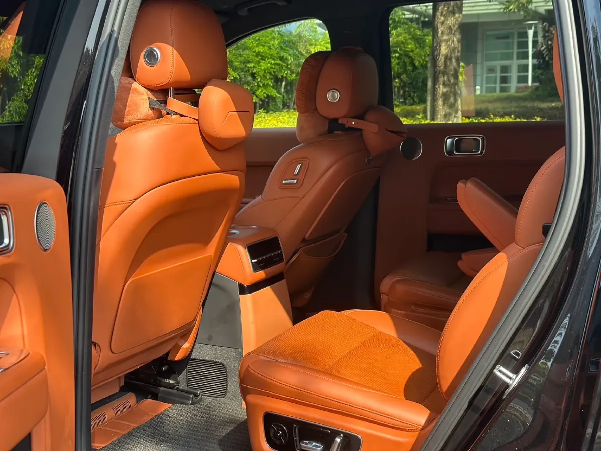 2023 Li L9 Range Extended 154HP REEV 42.6KWH,autocango,china used car exporter,china ev exporter,chinese used car exporter,chinese used ev exporter