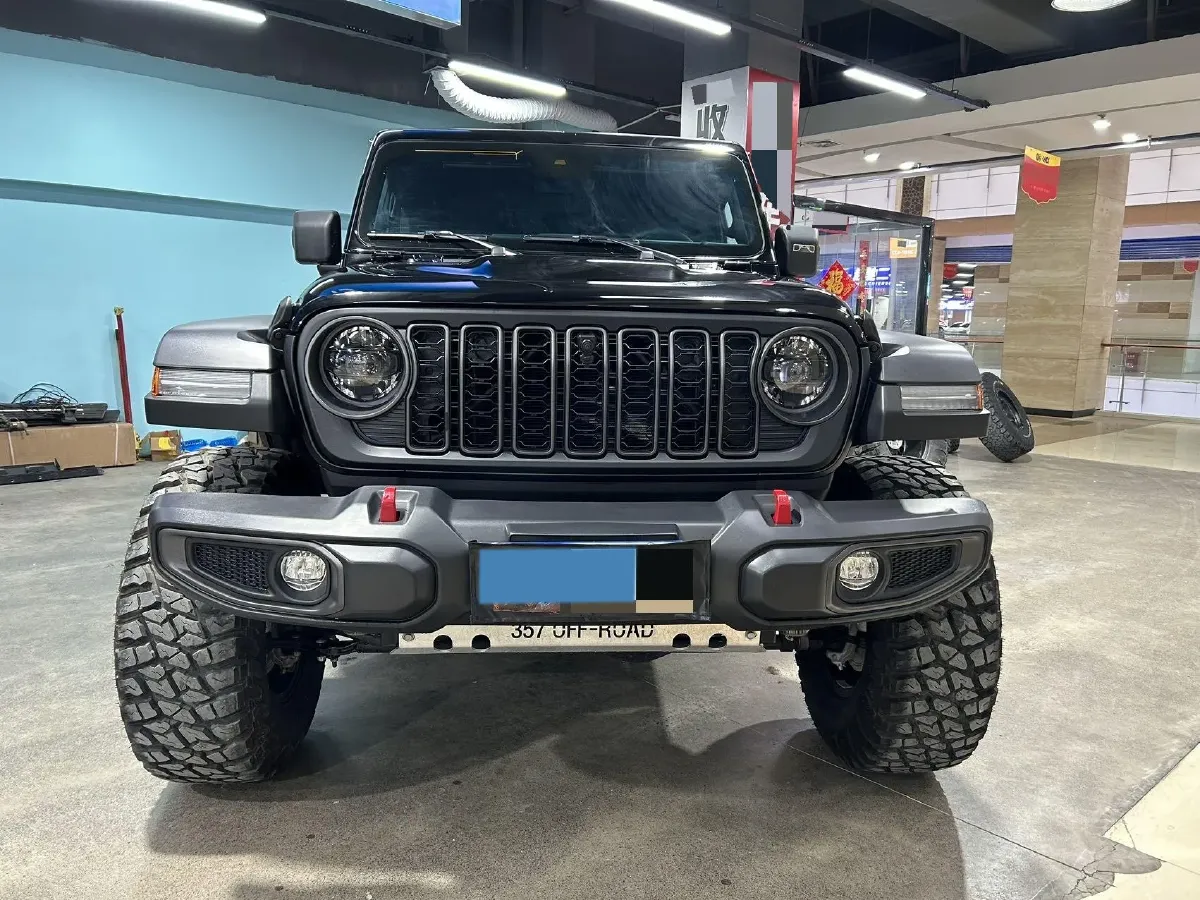 2024 Jeep Wrangler 2.0T 266HP L4 8AT,autocango,china used car exporter,china ev exporter,chinese used car exporter,chinese used ev exporter