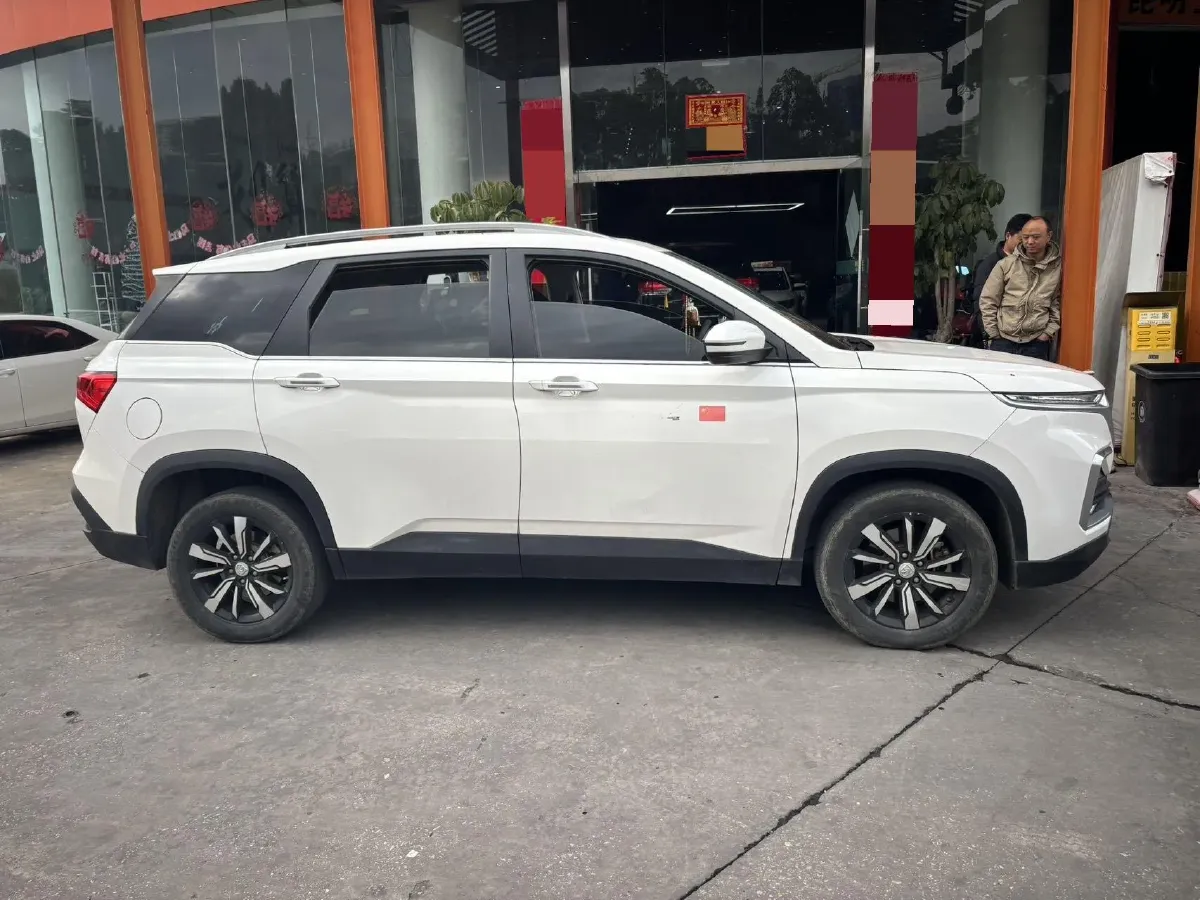 2019 BaoJun 530 1.5T 151HP L4 CVT,autocango,china used car exporter,china ev exporter,chinese used car exporter,chinese used ev exporter