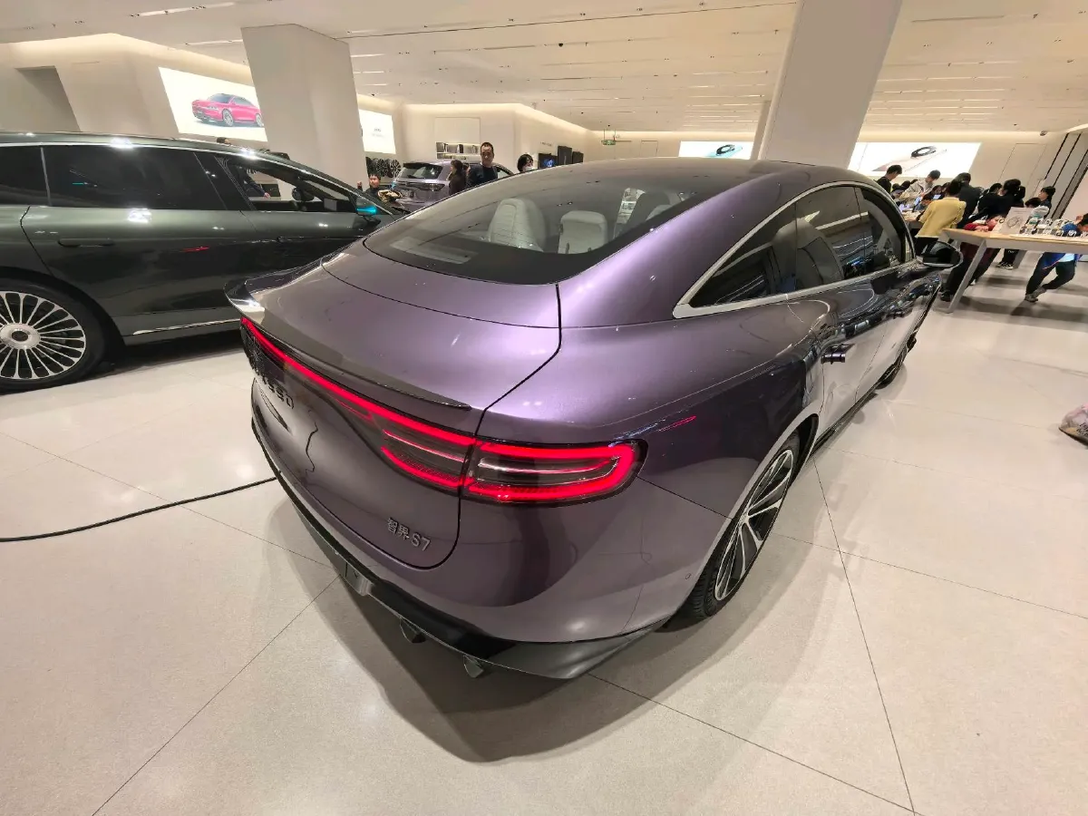 2025 Luxeed S7 BEV,autocango,china used car exporter,china ev exporter,chinese used car exporter,chinese used ev exporter