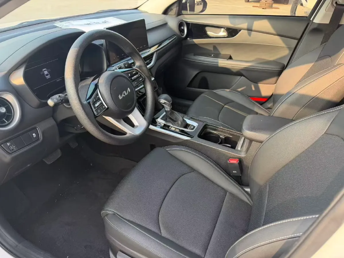 2021 Kia K3 1.5L 115HP L4 CVT,autocango,china used car exporter,china ev exporter,chinese used car exporter,chinese used ev exporter