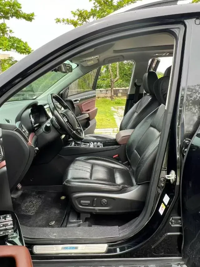 2017 GAC Trumpchi GS8 2.0T 201HP L4 6AT,autocango,china used car exporter,china ev exporter,chinese used car exporter,chinese used ev exporter