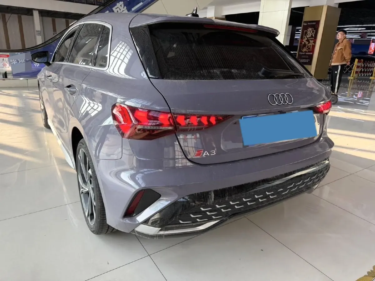 2025 Audi A3 1.5T 160HP L4 7DCT,autocango,china used car exporter,china ev exporter,chinese used car exporter,chinese used ev exporter