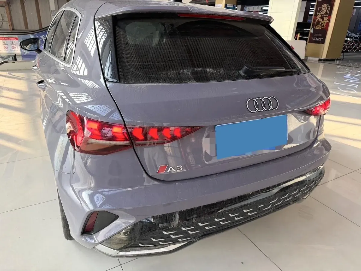 2025 Audi A3 1.5T 160HP L4 7DCT,autocango,china used car exporter,china ev exporter,chinese used car exporter,chinese used ev exporter