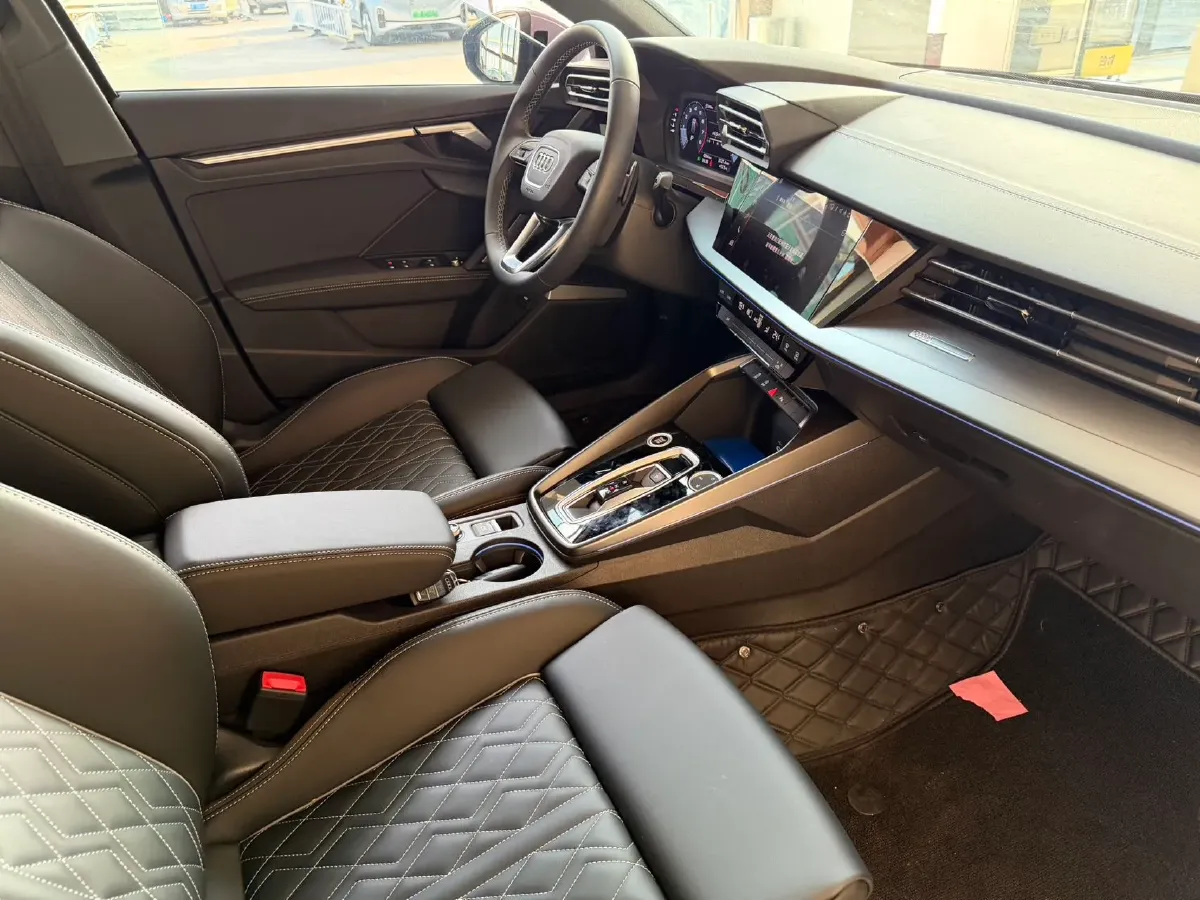 2025 Audi A3 1.5T 160HP L4 7DCT,autocango,china used car exporter,china ev exporter,chinese used car exporter,chinese used ev exporter