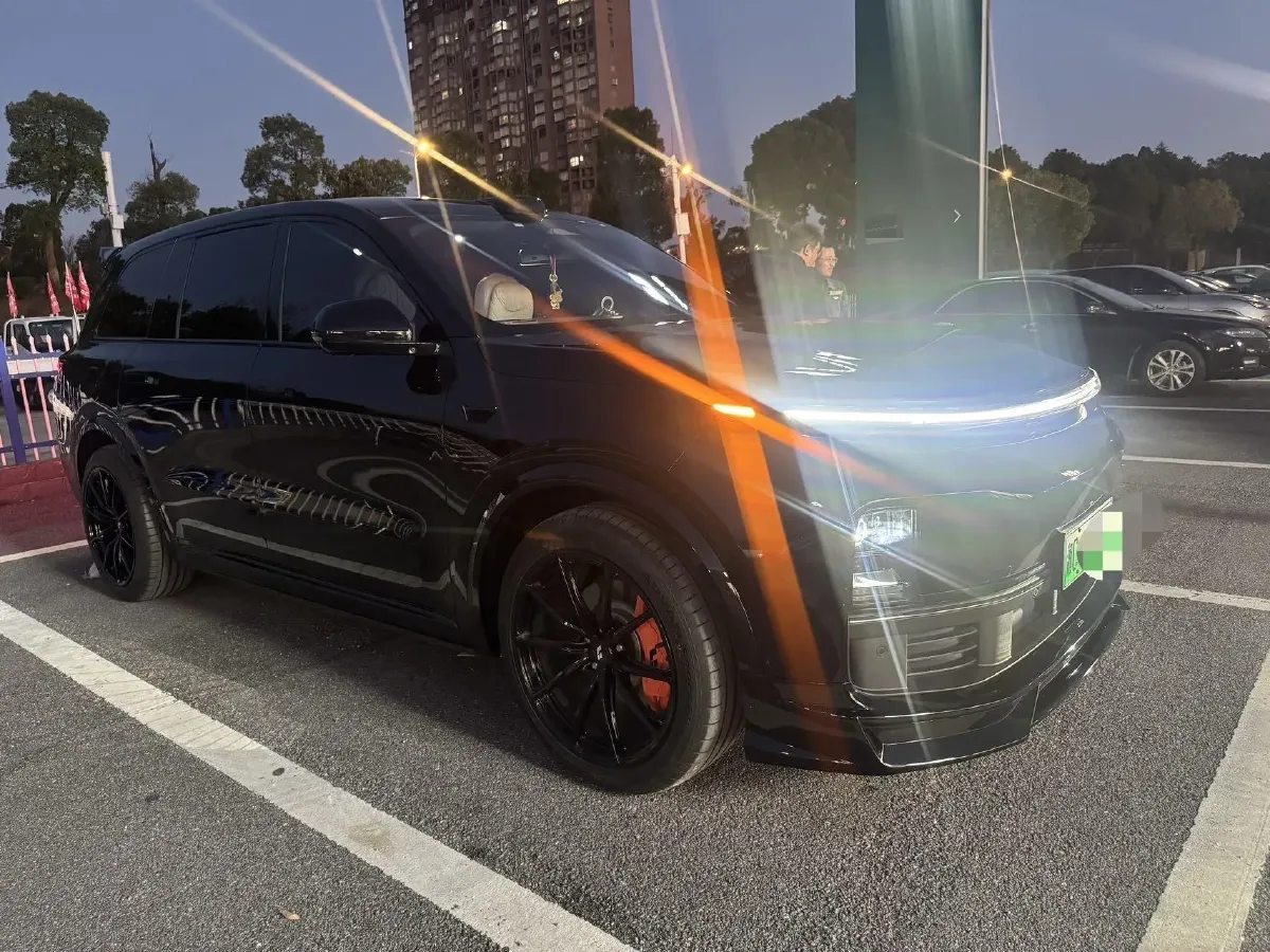 2022 Li L9 Range Extended 154HP REEV 42.6KWH,autocango,china used car exporter,china ev exporter,chinese used car exporter,chinese used ev exporter