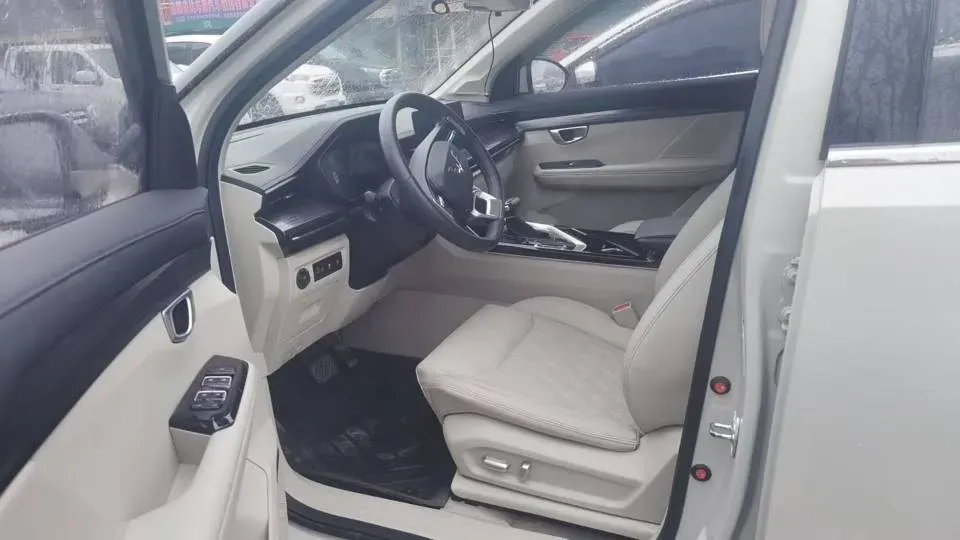 2021 WuLing XingChen 1.5T 147HP L4 CVT,autocango,china used car exporter,china ev exporter,chinese used car exporter,chinese used ev exporter