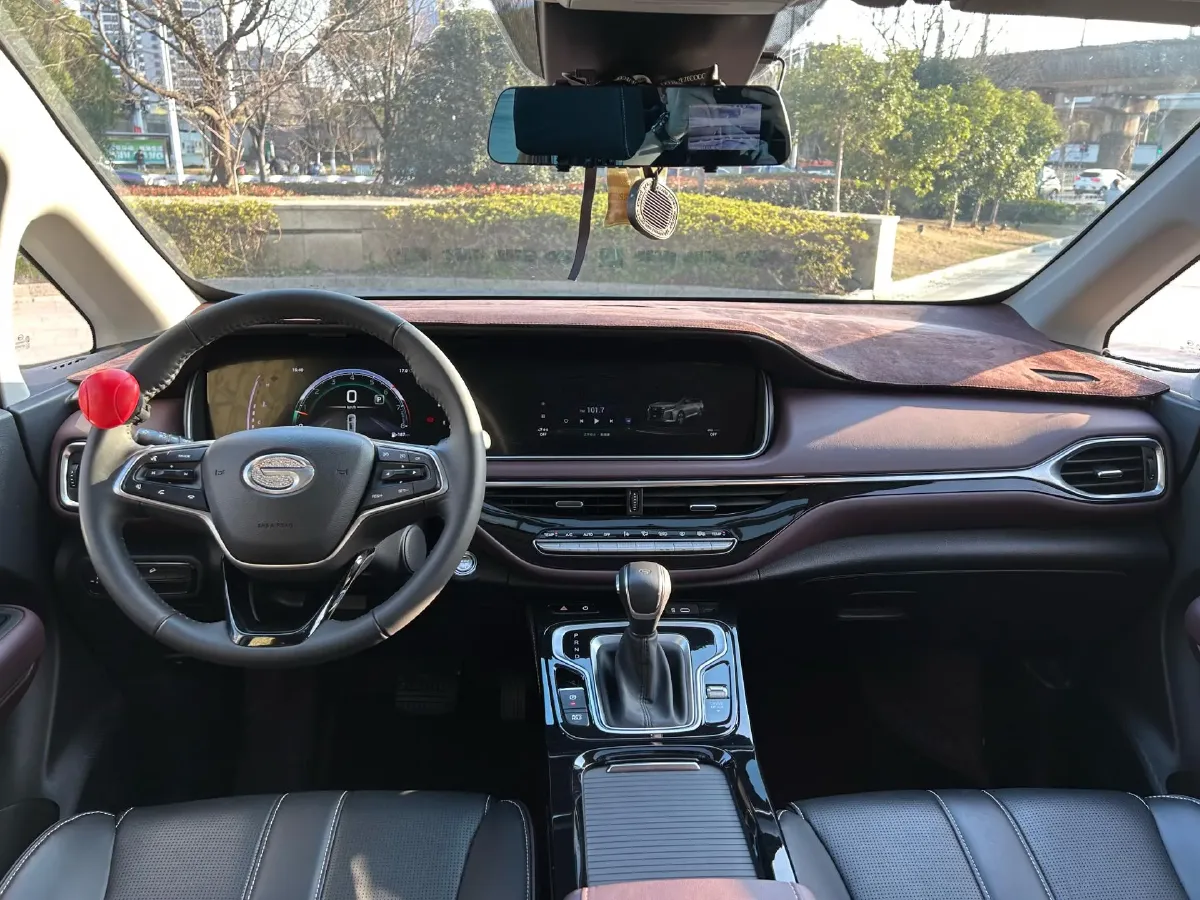 2023 GAC Trumpchi M6 1.5T 177HP L4 7DCT,autocango,china used car exporter,china ev exporter,chinese used car exporter,chinese used ev exporter