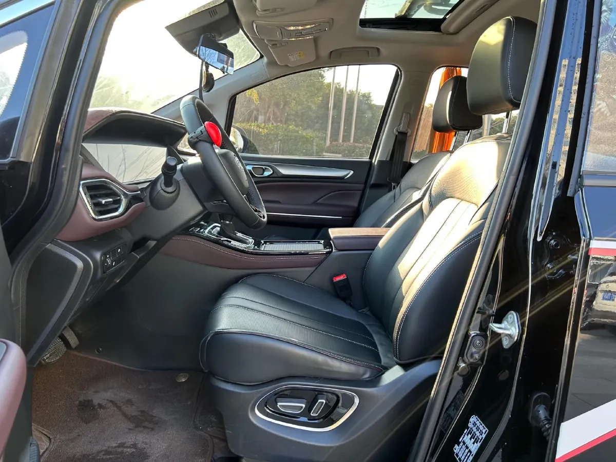 2023 GAC Trumpchi M6 1.5T 177HP L4 7DCT,autocango,china used car exporter,china ev exporter,chinese used car exporter,chinese used ev exporter