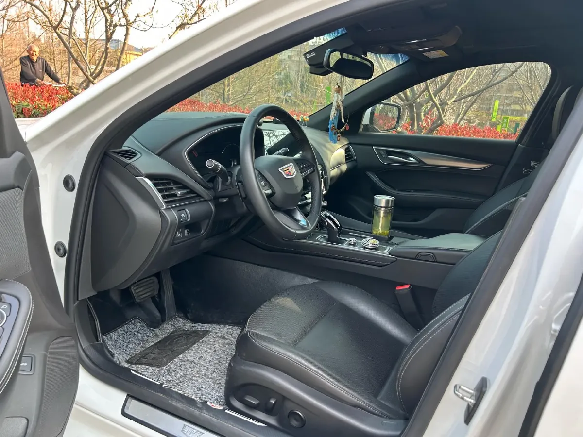 2022 Cadillac CT5 2.0T 237HP L4 10AT,autocango,china used car exporter,china ev exporter,chinese used car exporter,chinese used ev exporter