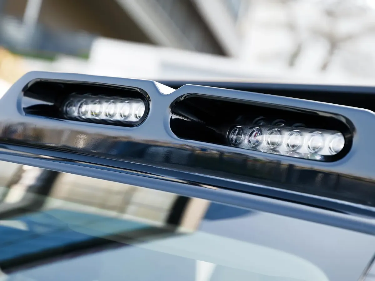 2023 Land Rover Defender 3.0T 400HP L6 8AT,autocango,china used car exporter,china ev exporter,chinese used car exporter,chinese used ev exporter