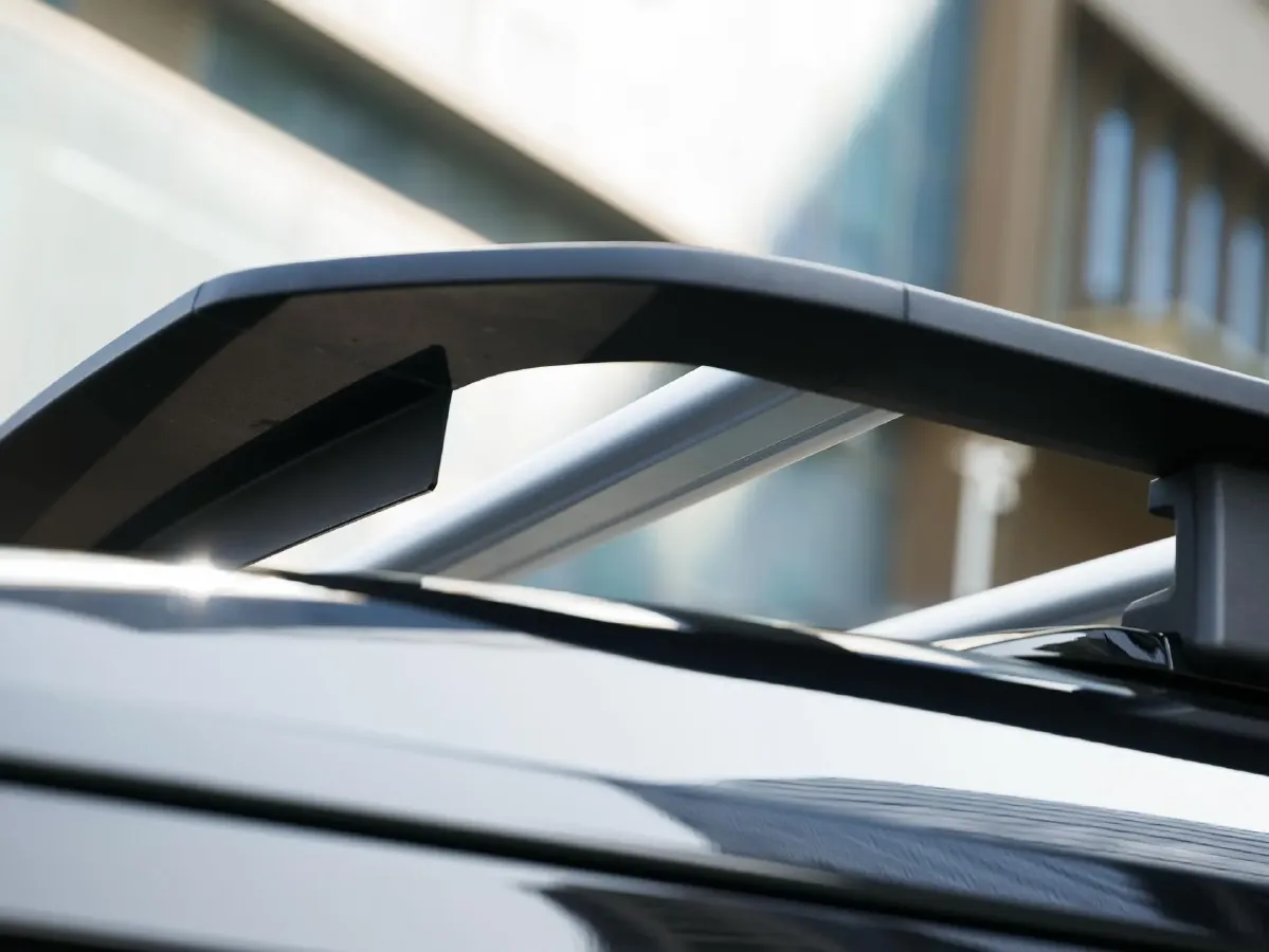 2023 Land Rover Defender 3.0T 400HP L6 8AT,autocango,china used car exporter,china ev exporter,chinese used car exporter,chinese used ev exporter