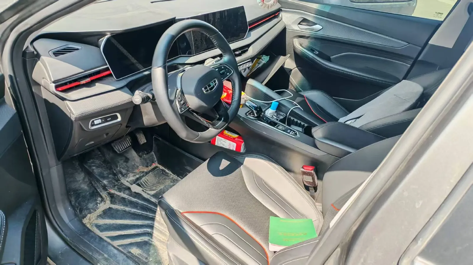 2022 Geely Binray 1.5T 181HP L4 7DCT,autocango,china used car exporter,china ev exporter,chinese used car exporter,chinese used ev exporter