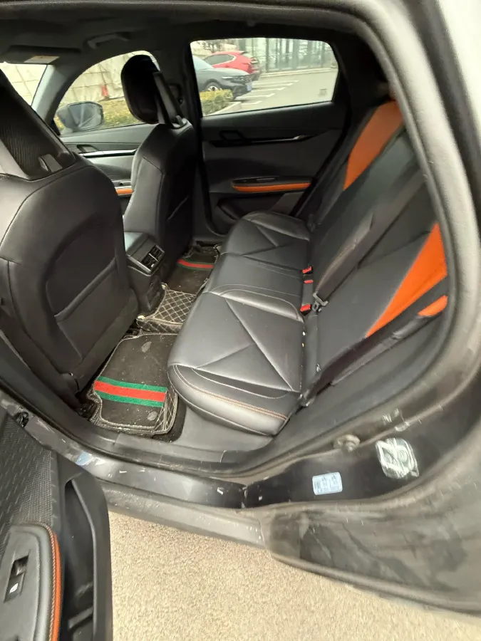 2022 ChangAn UNI-V 1.5T 188HP L4 7DCT,autocango,china used car exporter,china ev exporter,chinese used car exporter,chinese used ev exporter