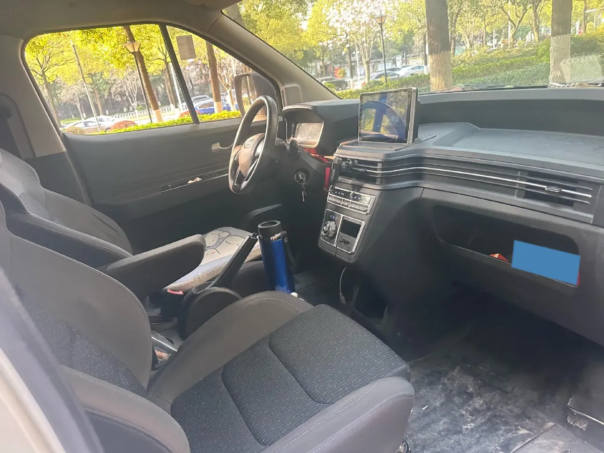 2022 Karry Dolphin EV BEV 43.5KWH,autocango,china used car exporter,china ev exporter,chinese used car exporter,chinese used ev exporter