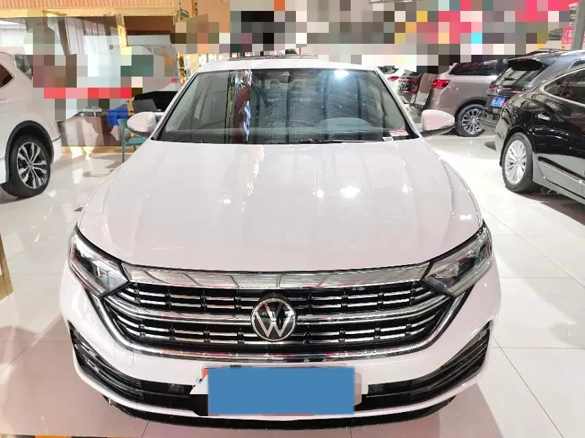 2024 Volkswagen Sagitar 1.5T 160HP L4 7DCT,autocango,china used car exporter,china ev exporter,chinese used car exporter,chinese used ev exporter