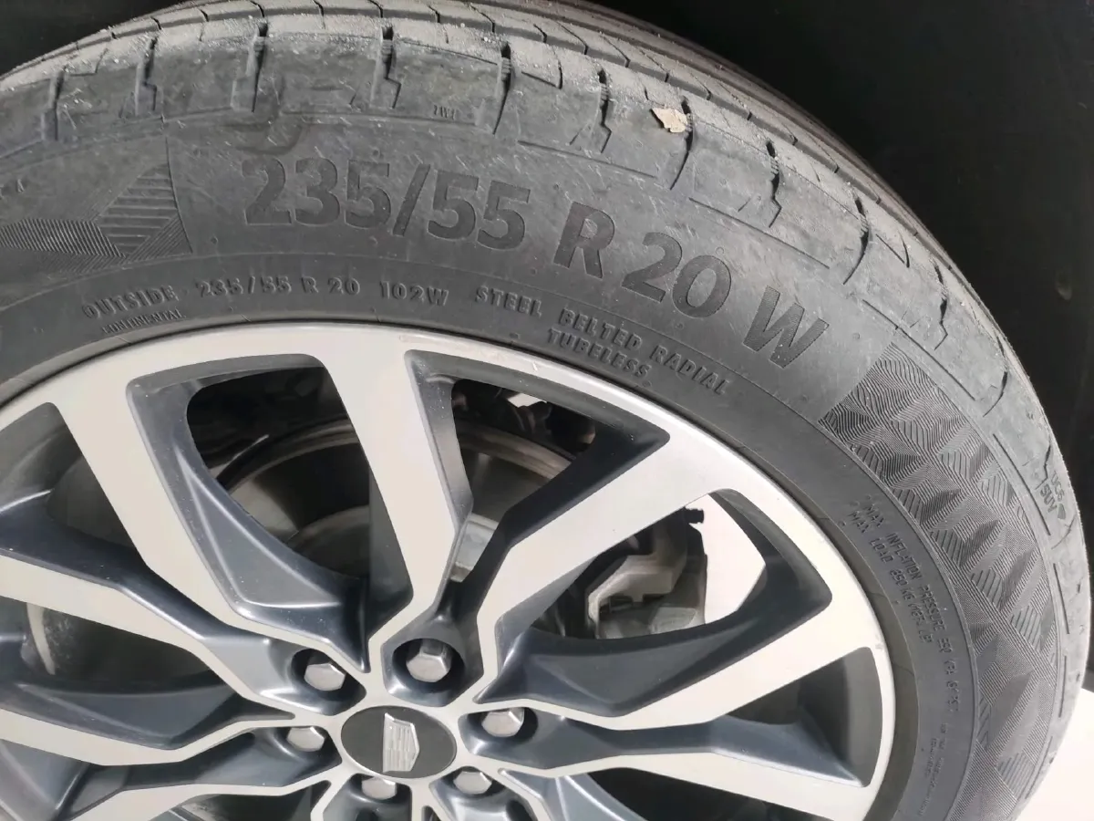 2021 Cadillac XT5 2.0T 237HP L4 9AT,autocango,china used car exporter,china ev exporter,chinese used car exporter,chinese used ev exporter