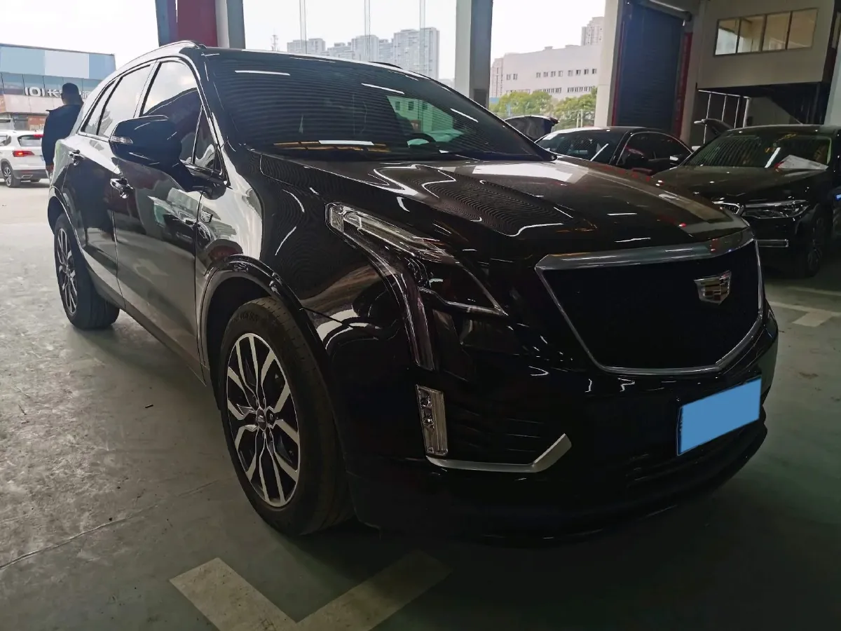 2021 Cadillac XT5 2.0T 237HP L4 9AT,autocango,china used car exporter,china ev exporter,chinese used car exporter,chinese used ev exporter
