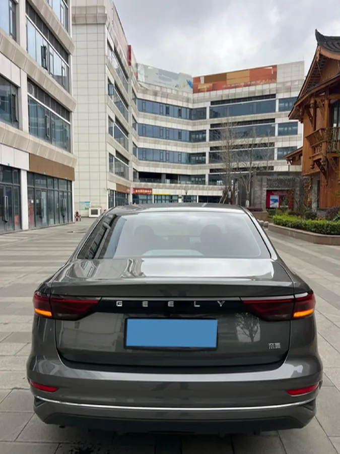 2023 Geely Emgrand 1.5L 127HP L4 5MT,autocango,china used car exporter,china ev exporter,chinese used car exporter,chinese used ev exporter