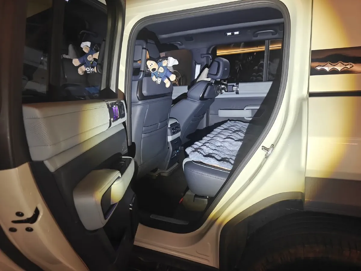 2023 Toyota Crown Kluger 2.5L 189HP L4 E-CVT Hybrid,autocango,china used car exporter,china ev exporter,chinese used car exporter,chinese used ev exporter