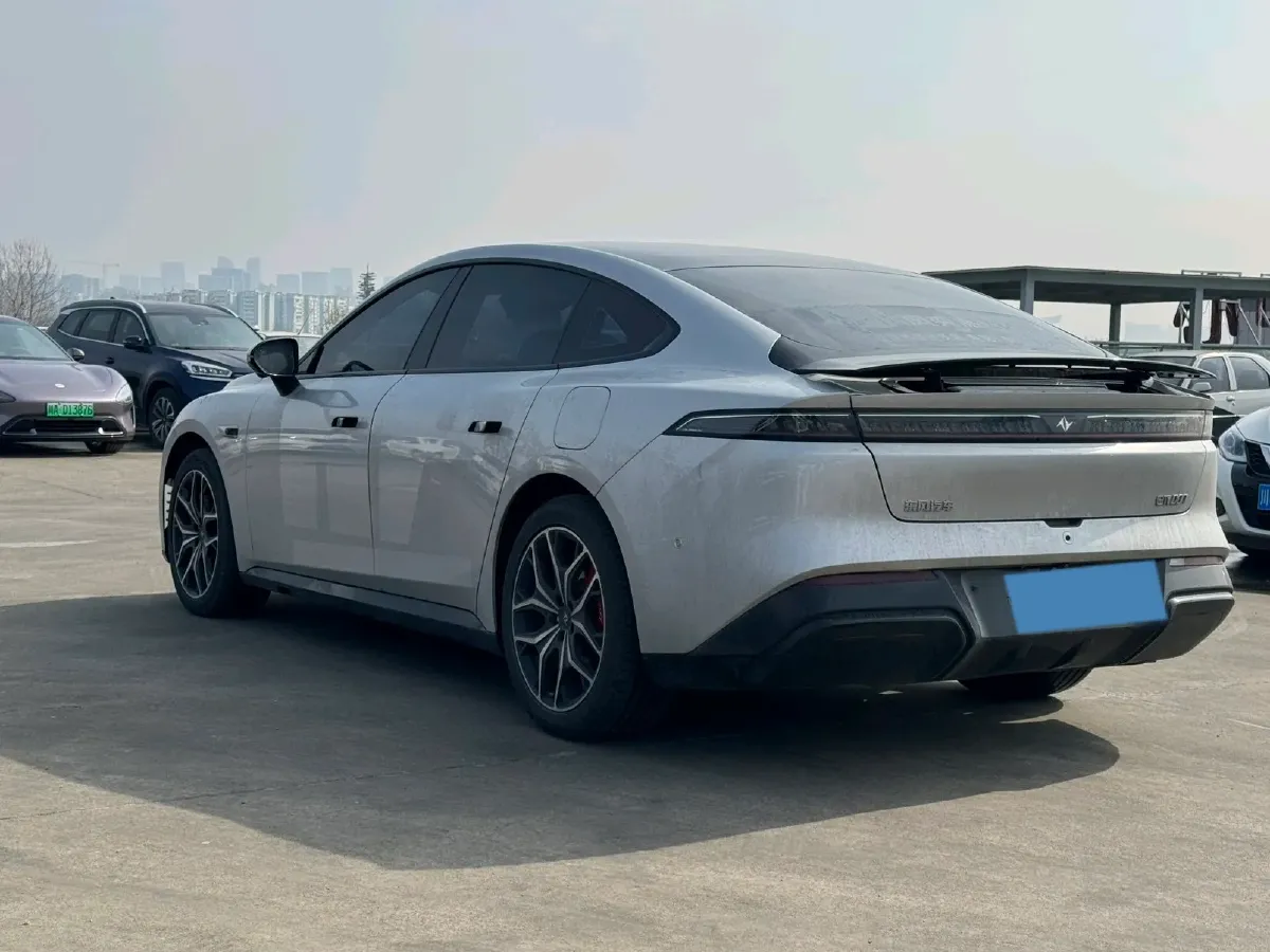 2025 DongFeng eπ eπ007 REEV 105HP REEV,autocango,china used car exporter,china ev exporter,chinese used car exporter,chinese used ev exporter