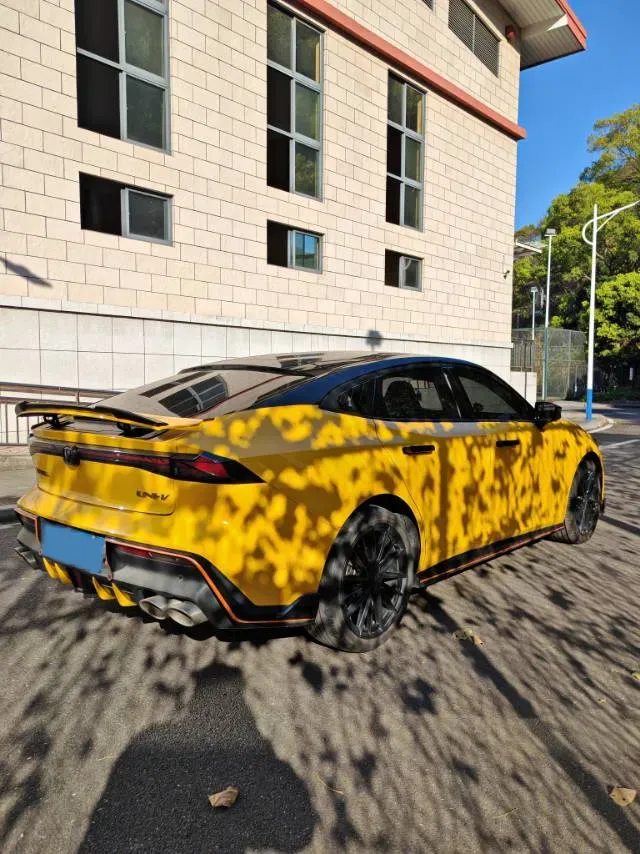 2023 ChangAn UNI-V 1.5T 188HP L4 7DCT,autocango,china used car exporter,china ev exporter,chinese used car exporter,chinese used ev exporter