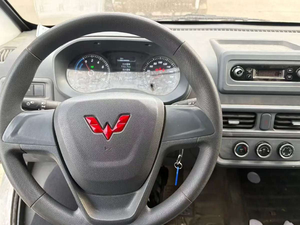 2024 WuLing YangGuang BEV 41.9KWH,autocango,china used car exporter,china ev exporter,chinese used car exporter,chinese used ev exporter