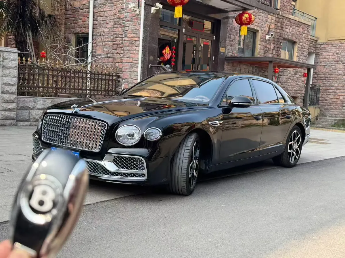 2017 Bentley Flying Spur 4.0T 507HP V8 8AT,autocango,china used car exporter,china ev exporter,chinese used car exporter,chinese used ev exporter