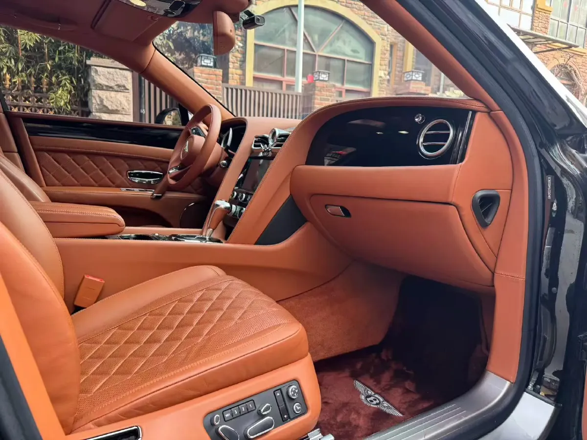 2017 Bentley Flying Spur 4.0T 507HP V8 8AT,autocango,china used car exporter,china ev exporter,chinese used car exporter,chinese used ev exporter