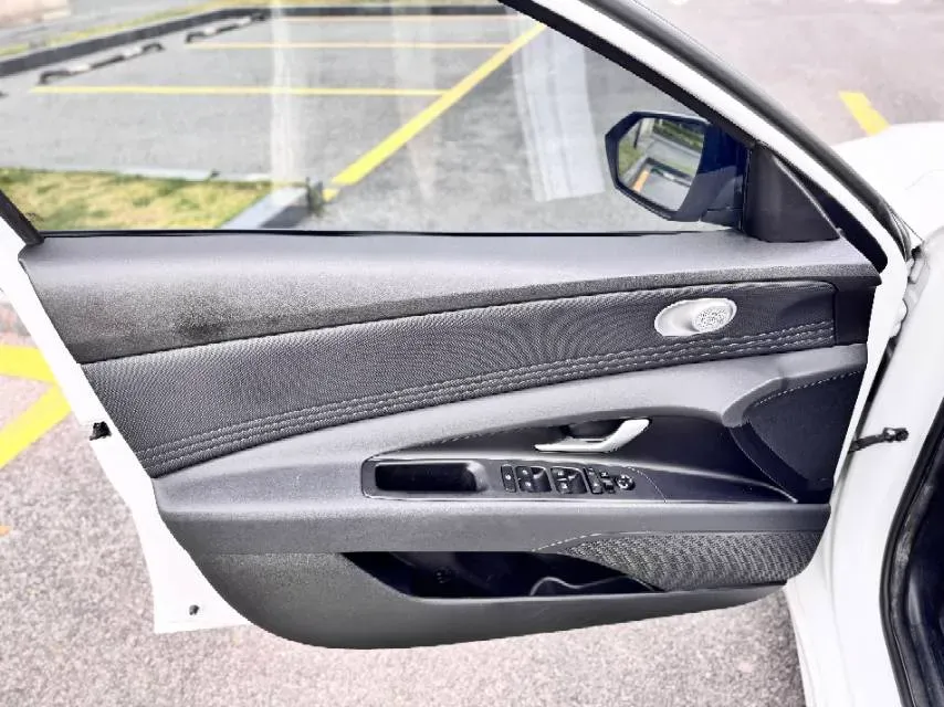 2022 Hyundai Elantra 1.5L 115HP L4 CVT,autocango,china used car exporter,china ev exporter,chinese used car exporter,chinese used ev exporter