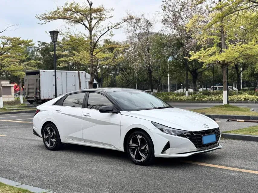 2022 Hyundai Elantra 1.5L 115HP L4 CVT,autocango,china used car exporter,china ev exporter,chinese used car exporter,chinese used ev exporter
