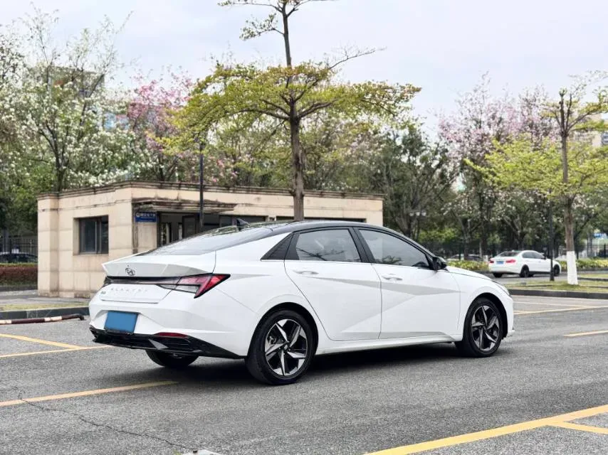 2022 Hyundai Elantra 1.5L 115HP L4 CVT,autocango,china used car exporter,china ev exporter,chinese used car exporter,chinese used ev exporter