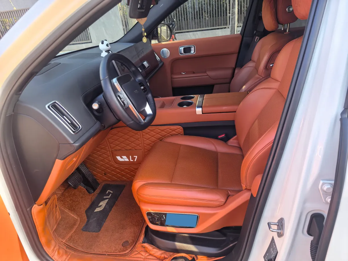 2023 Li L7 Range Extended 154HP REEV 40.9KWH,autocango,china used car exporter,china ev exporter,chinese used car exporter,chinese used ev exporter