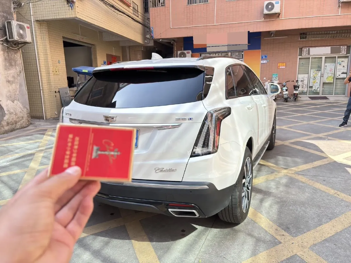 2022 Cadillac XT5 2.0T 237HP L4 9AT,autocango,china used car exporter,china ev exporter,chinese used car exporter,chinese used ev exporter