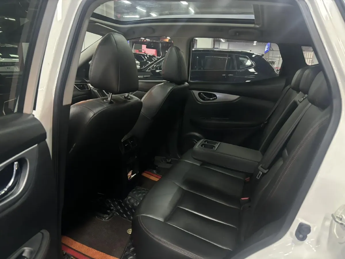 2022 Nissan Qashqai 2.0L 151HP L4 CVT,autocango,china used car exporter,china ev exporter,chinese used car exporter,chinese used ev exporter