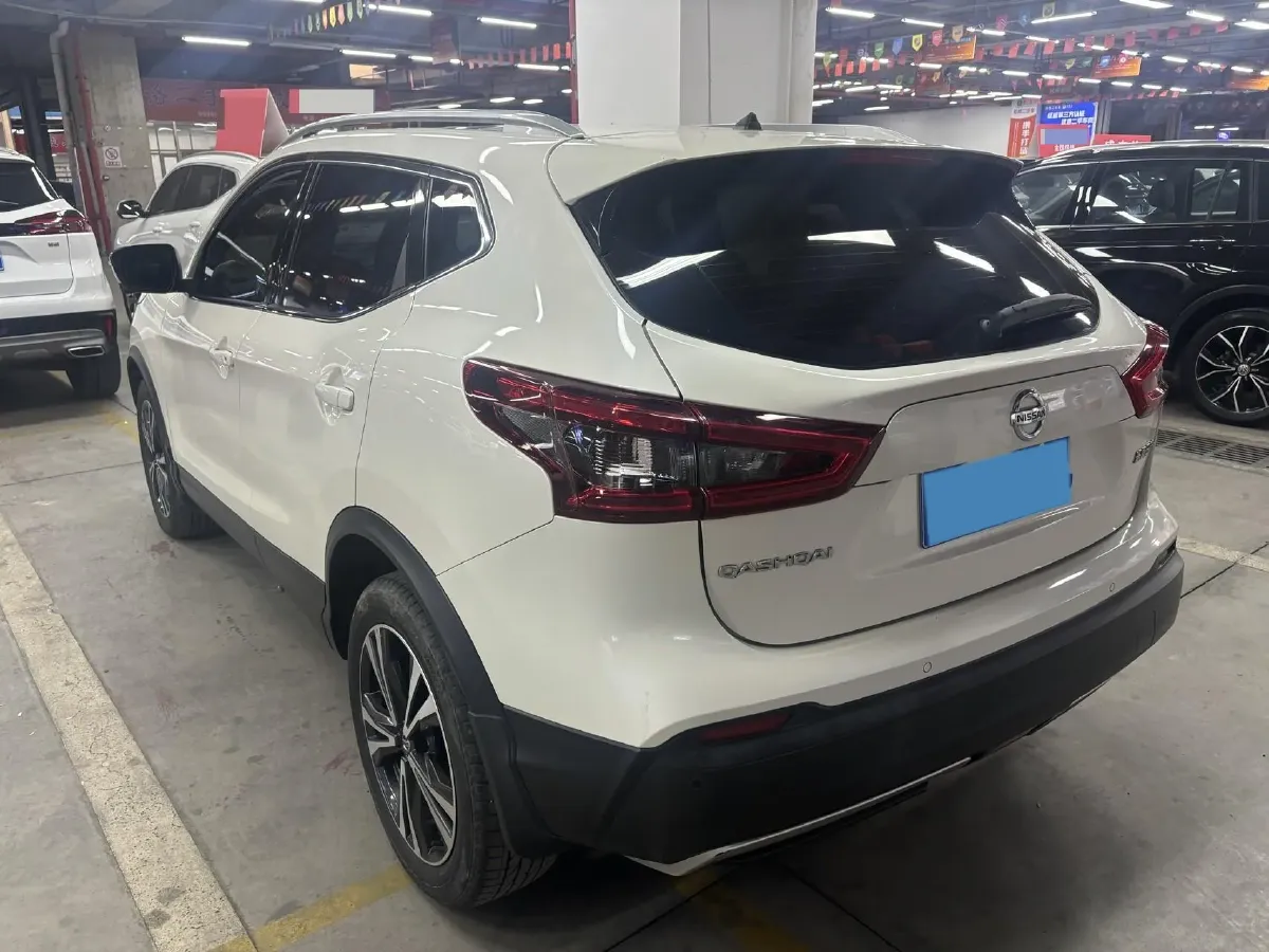 2022 Nissan Qashqai 2.0L 151HP L4 CVT,autocango,china used car exporter,china ev exporter,chinese used car exporter,chinese used ev exporter